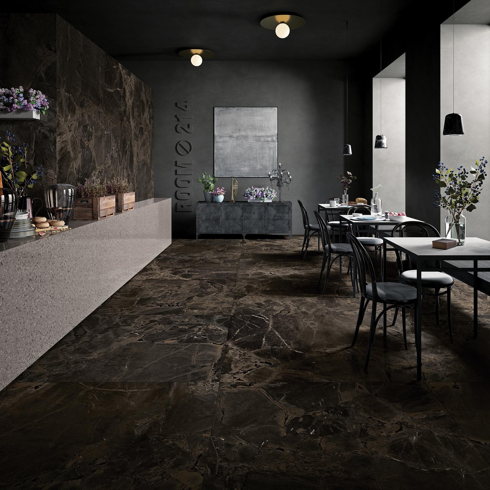 Sala caffetteria con superfici effetto marmo bruno Sala caffetteria con pavimento e rivestimento in gres effetto marmo bruno venato, bancone e tavoli neri