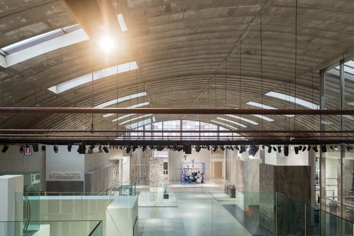 about-slider-showroom